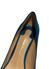FERRAGAMO SUEDE VARA PUMPS 38
