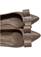 FERRAGAMO BOW LEATHER FLATS 38