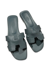 HERMES ORAN SANDALS 37