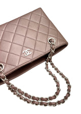 VINTAGE CHANEL PURPLE HANDBAG