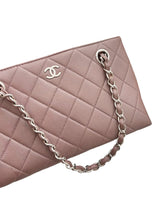 VINTAGE CHANEL PURPLE HANDBAG