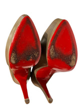CHRISTIAN LOUBOUTIN PUMPS 36