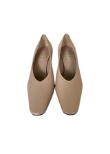 PRADA NUDE PUMPS 36.5