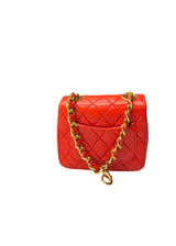 CHAIN BELT WITH MINIATURE BAG CHARM