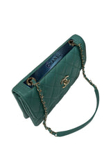CHANEL LAMBSKIN MEDIUM TRENDY CC FLAP
