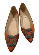 MANOLO BLAHNIK HANGISI SATIN FLATS 40
