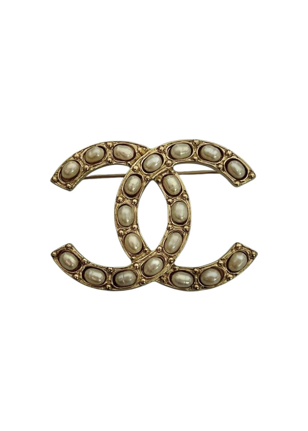 CHANEL CC PEARL BROOCH