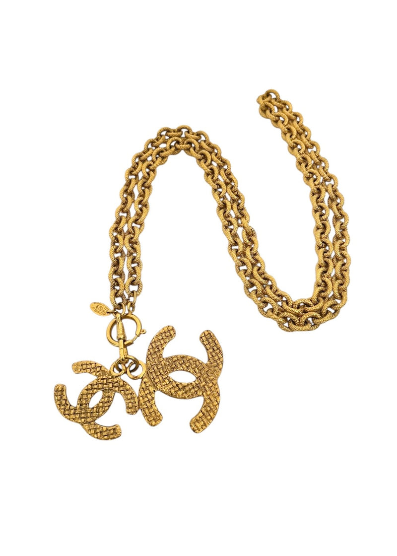 CHANEL DOUBLE CC VINTAGE NECKLACE