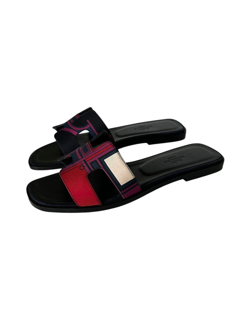 ORAN SANDALS