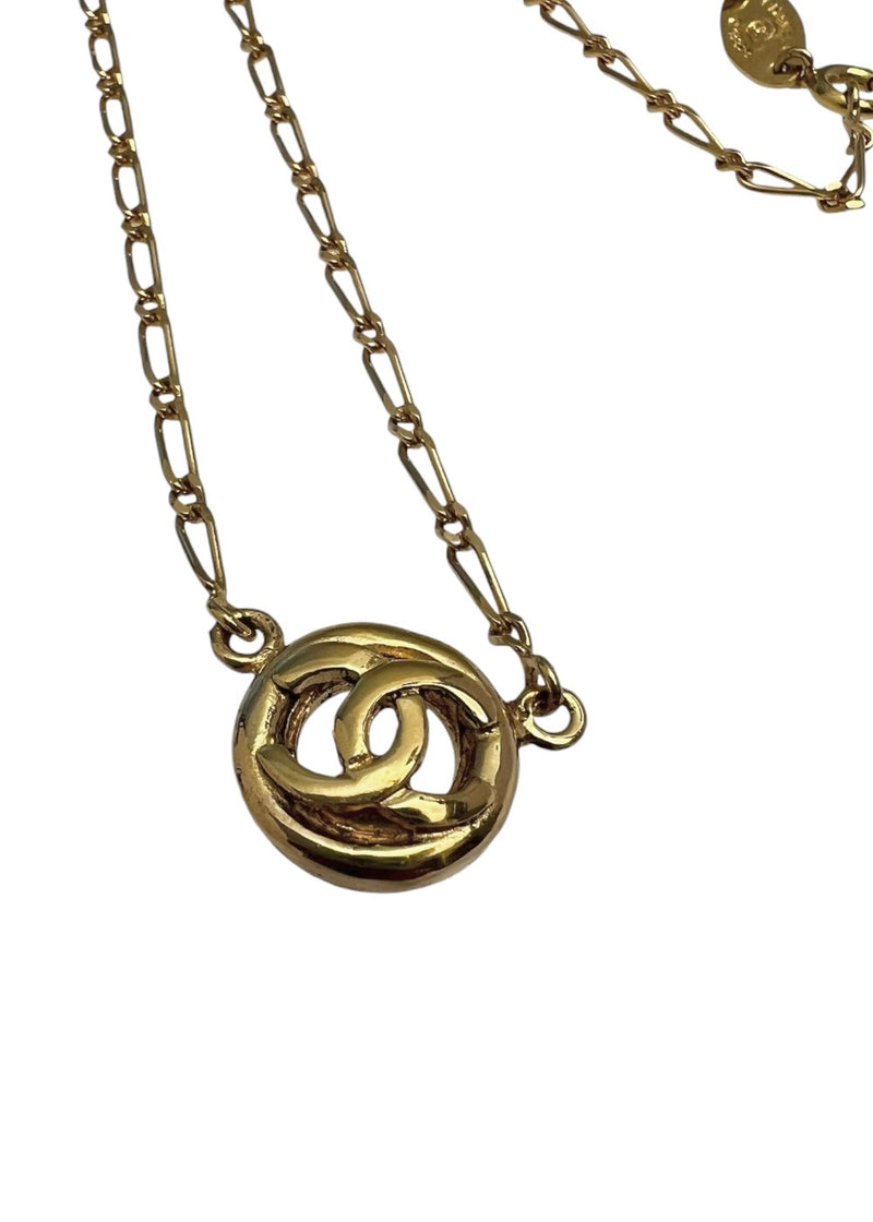 VINTAGE CHANEL NECKLACE