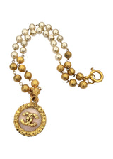 CHANEL PEARL VINTAGE NECKLACE