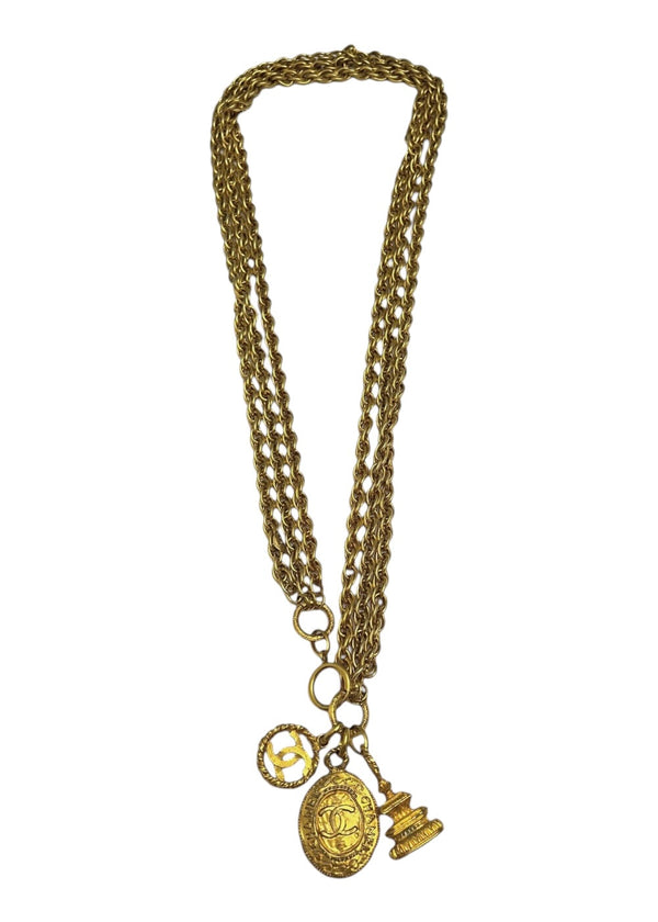 VINTAGE CHANEL NECKLACE WITH 3PENDANTS