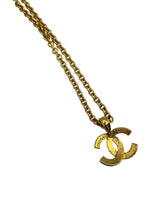 CHANEL VINTAGE CC PENDANT NECKLACK