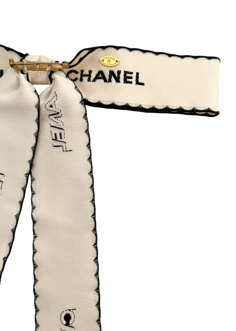 CHANEL VINTAGE RIBBON BROOCH