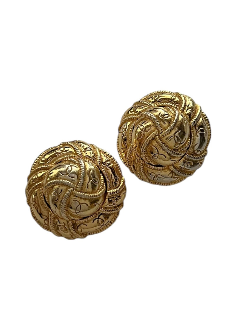 CHANEL VINTAGE CLIP EARRINGS