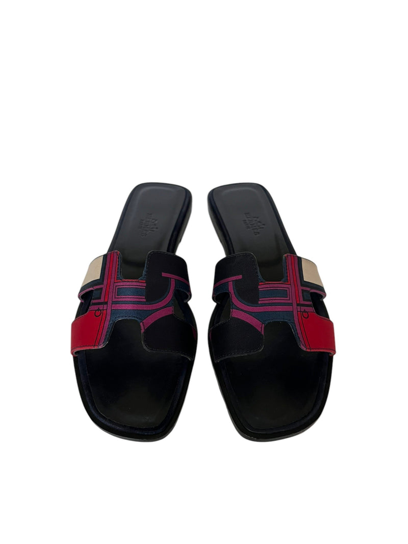 ORAN SANDALS