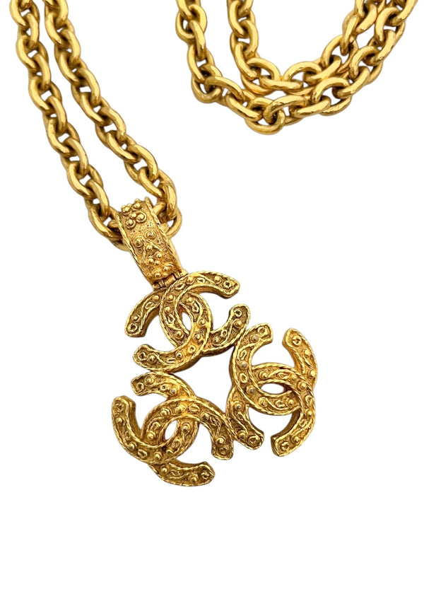 CHANEL VINTAGE NECKLACE