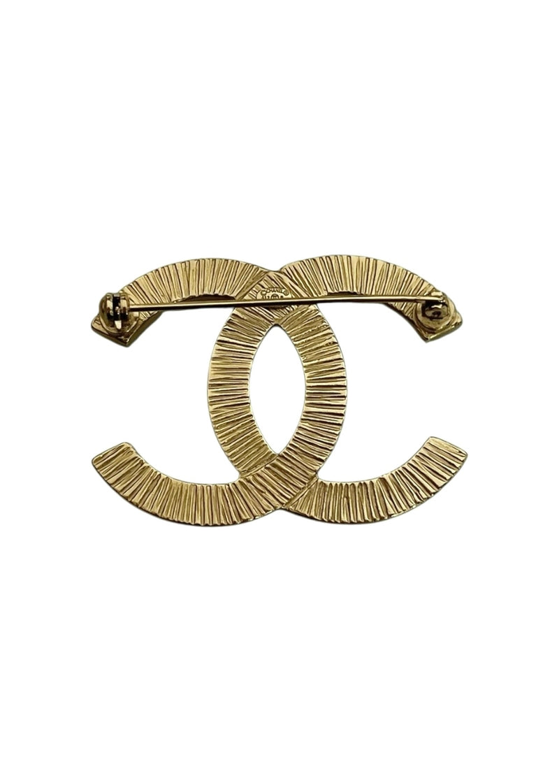 CHANEL CC PEARL BROOCH