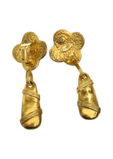 CHANEL GRIPOIX VINTAGE EARRINGS